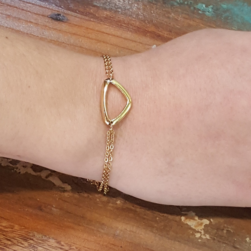 Bracelet triangle design acier doré