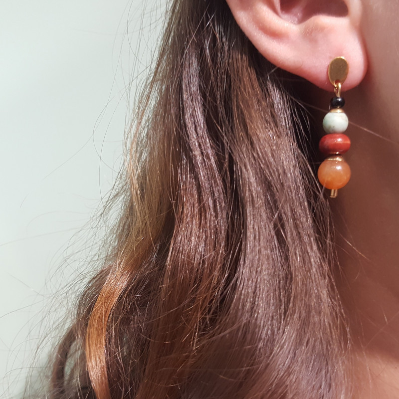 Boucles enfilade cornaline et céramique