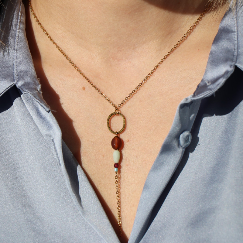Collier ovale martelé cornaline - acier doré