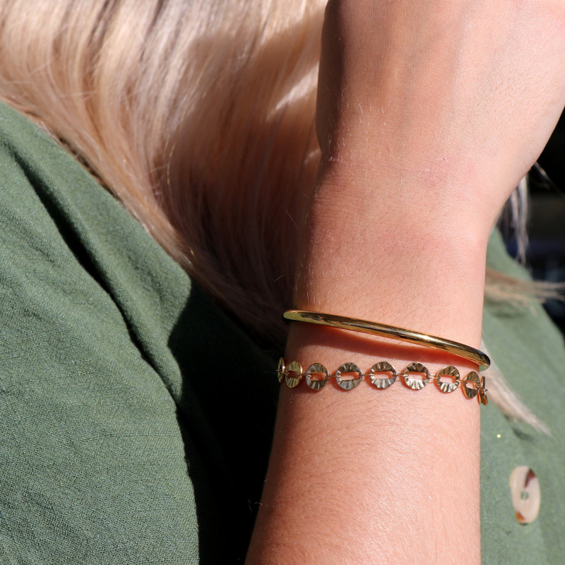Bracelet maille plate ciselée acier doré