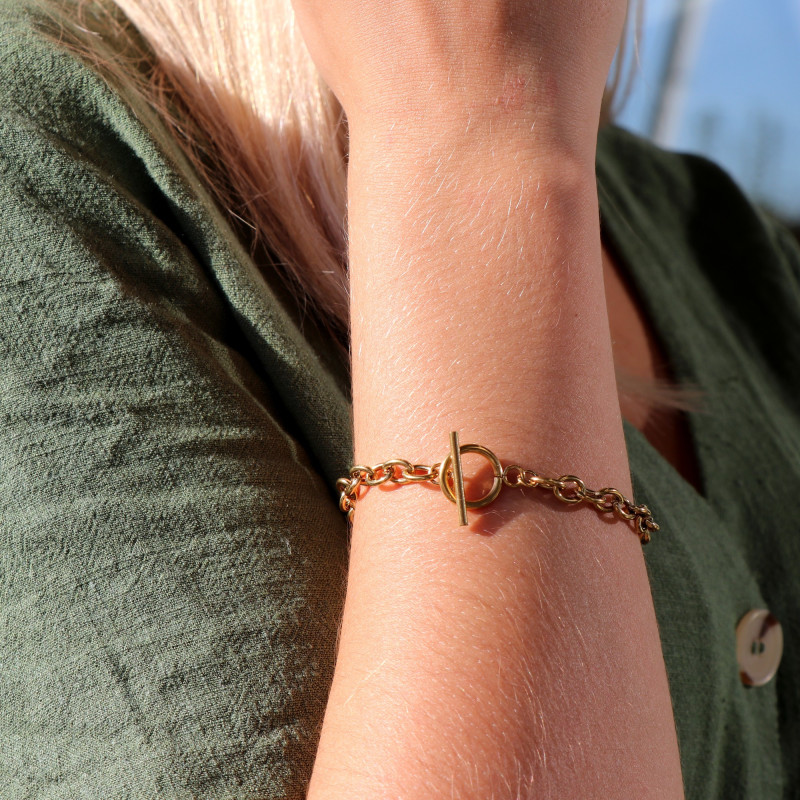 Bracelet acier doré maille forçat attache O,T