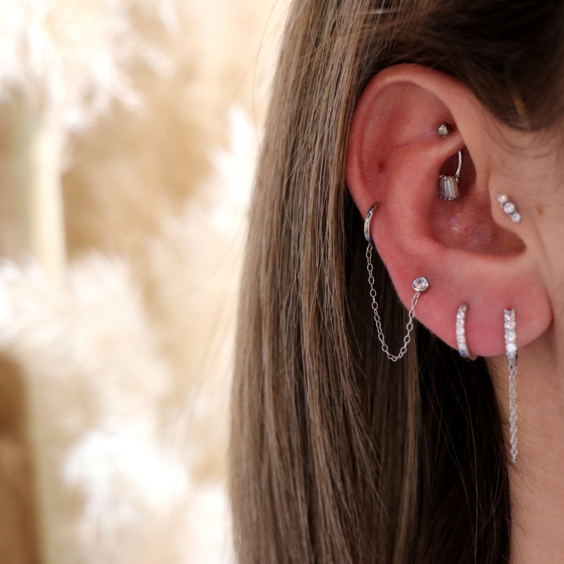 Boucles clou zirconium sur chaîne + bague