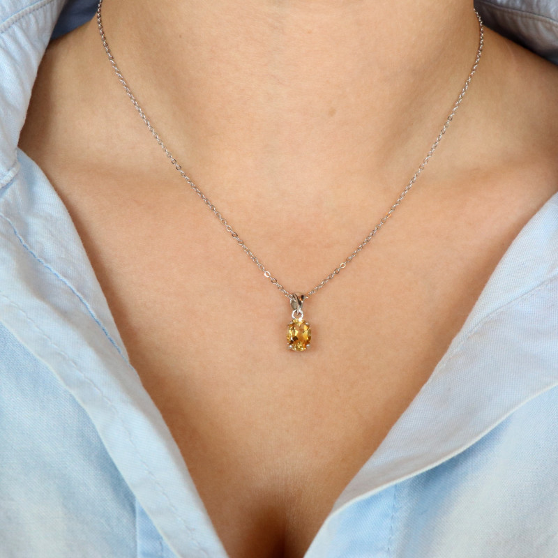 Pendentif citrine sur chaîne