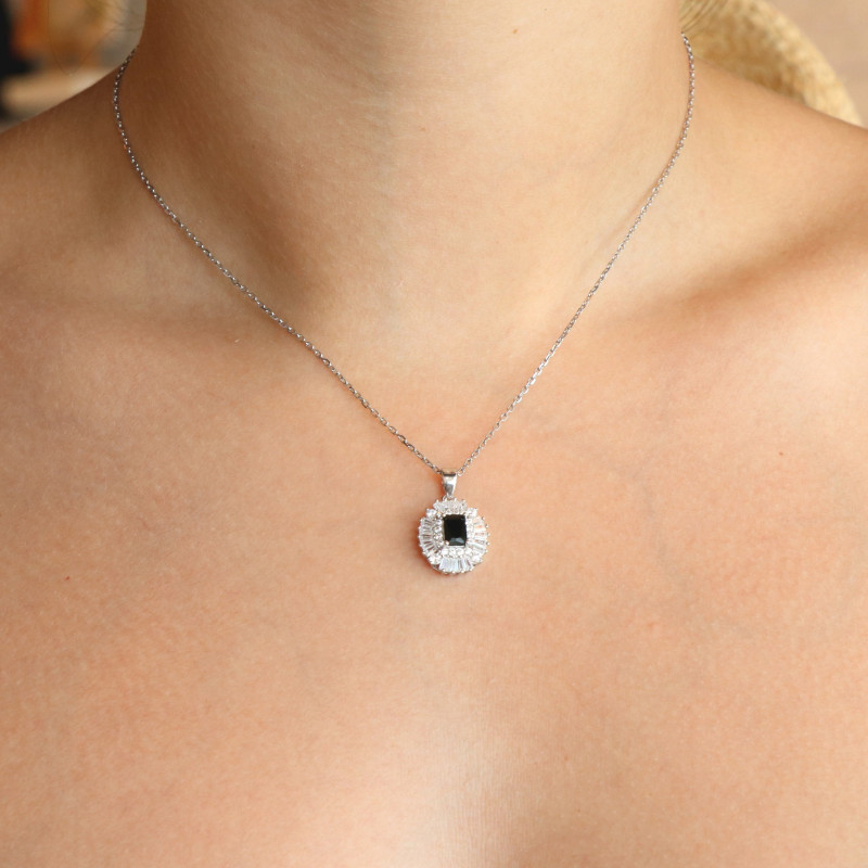 Pendentif ovale oxydes rectangle noir