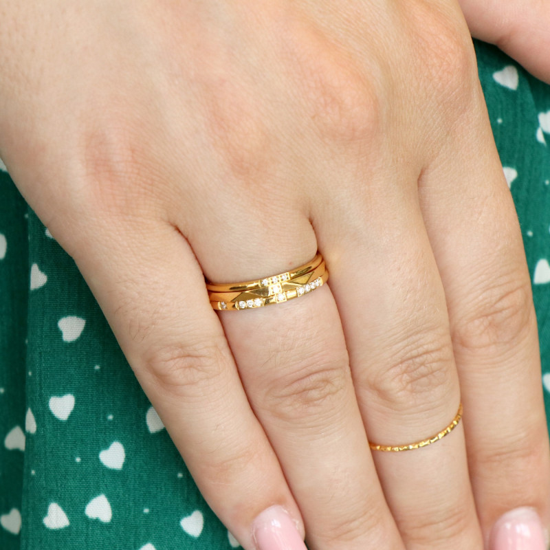 Bague fine 3 oxydes acier doré