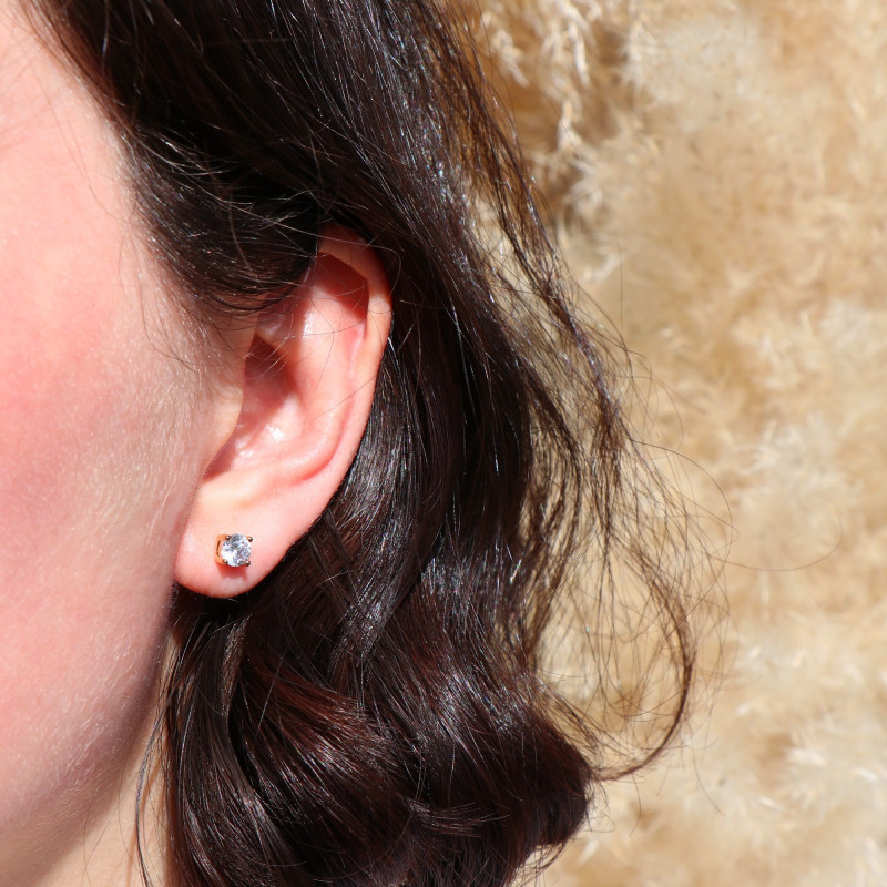Puces d'oreilles Oz 5mm Plaqué Or