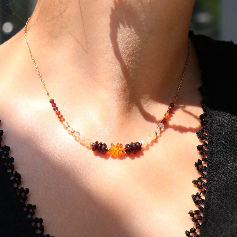 Collier de pierres fines fabriqué en France