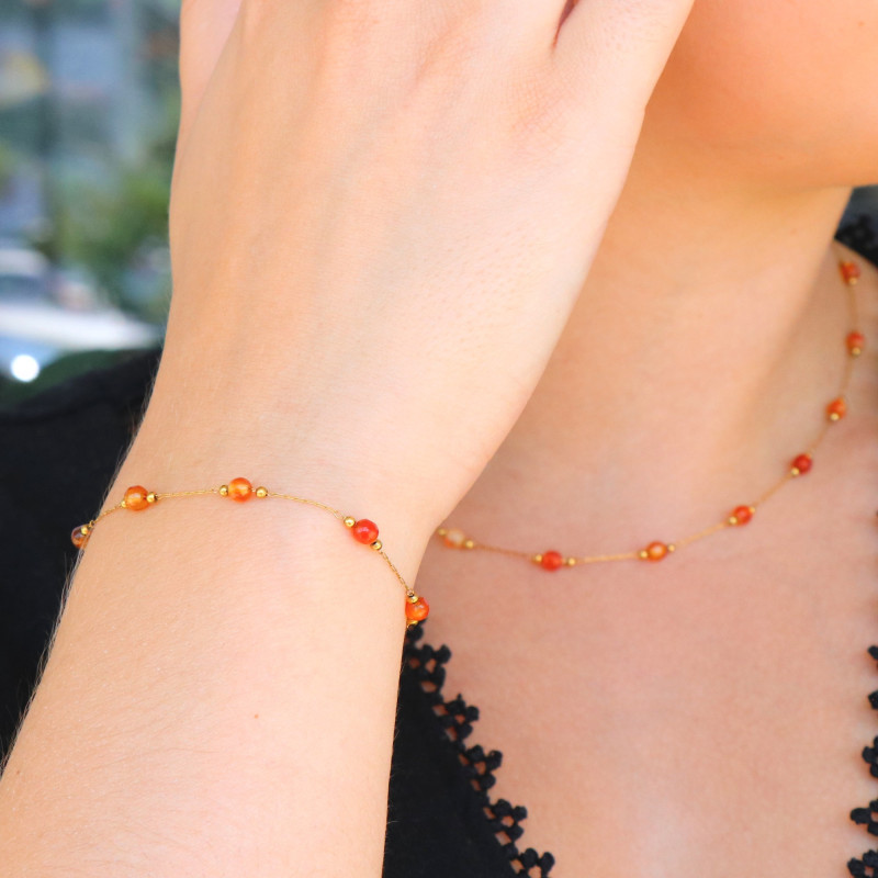 Bracelet chaîne sphères cornaline - acier doré