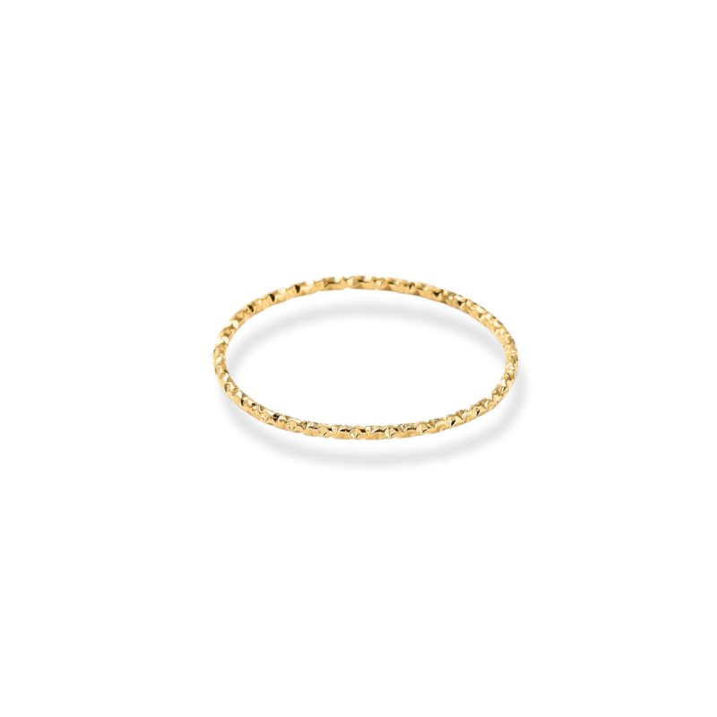 Bague fine martelée acier doré