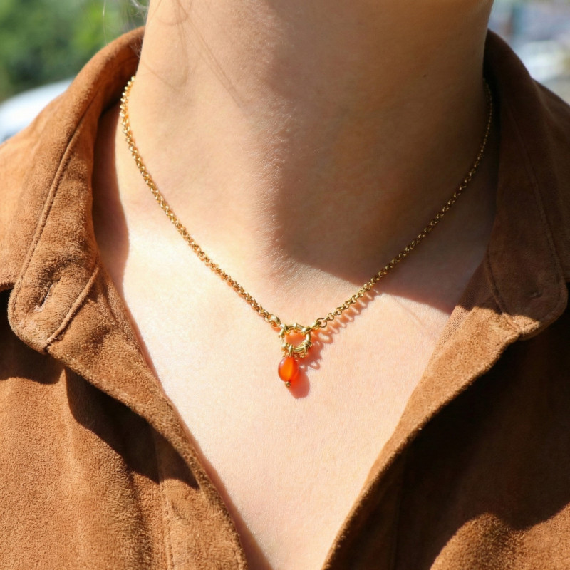 Collier de pierres fines fabriqué en France
