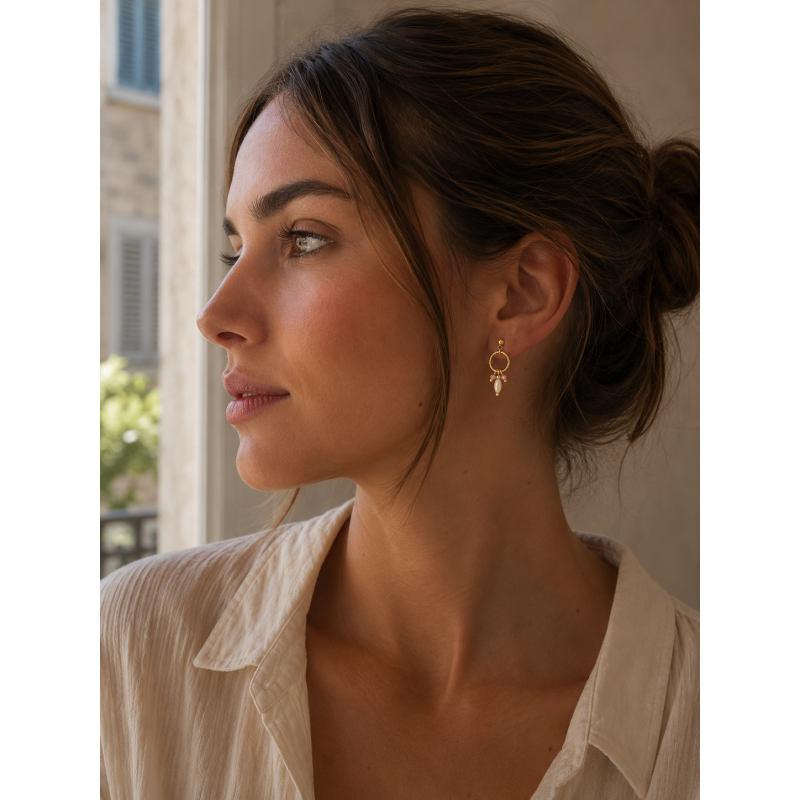Boucles ronds martelées tourmaline, nacre - acier doré