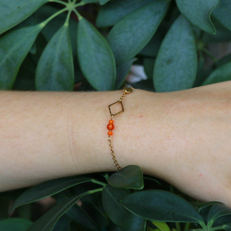 Bracelet losange strié et perles orange